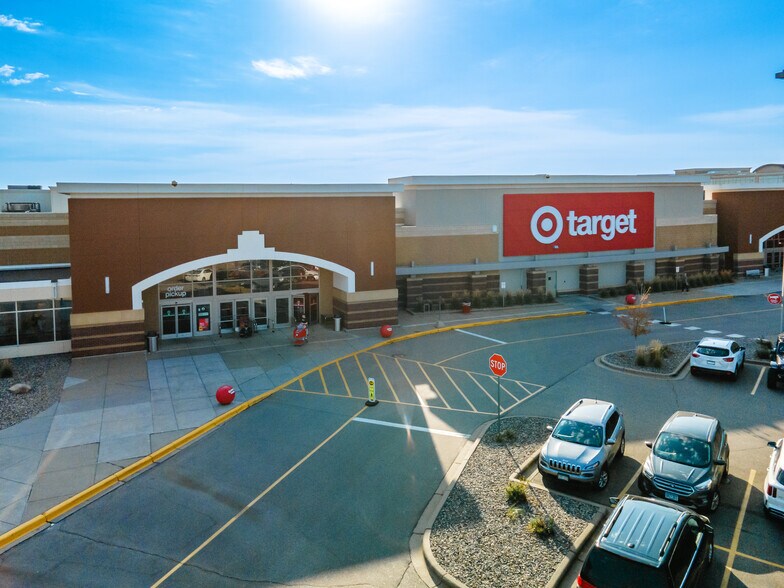 More Photos Of 8251 Flying Cloud Dr, Eden Prairie Unknown For Lease