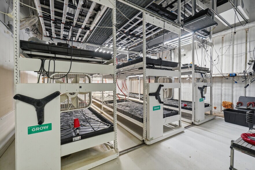 More Photos Of 1203 NW Airport Rd, Cache Industrial For Sale