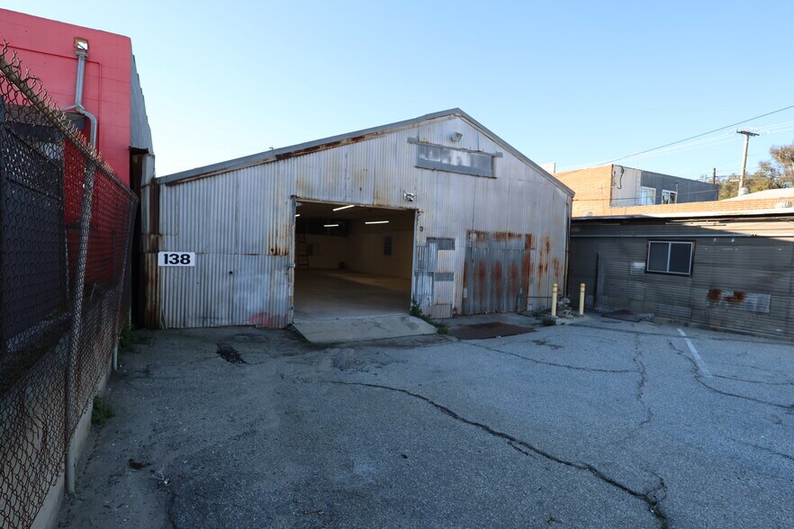 More Photos Of 138 Sierra St, El Segundo Manufacturing For Lease