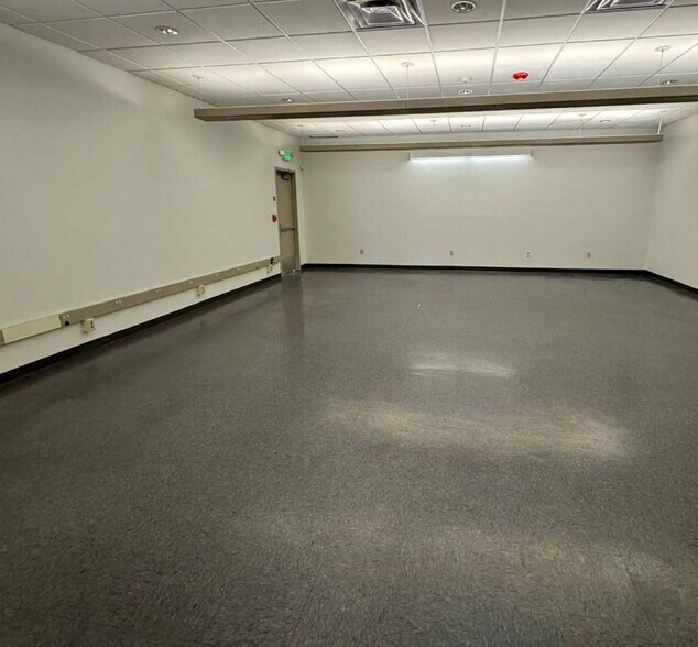 More Photos Of 901-955 San Pedro Dr NE, Albuquerque Unknown For Lease