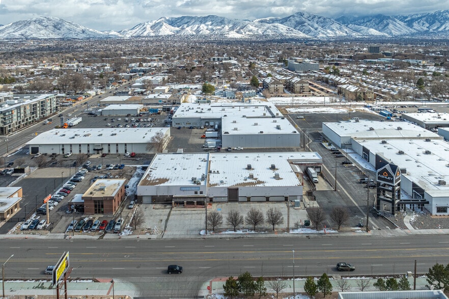 More Photos Of 1763-1765 S 300 W, Salt Lake City Showroom For Lease