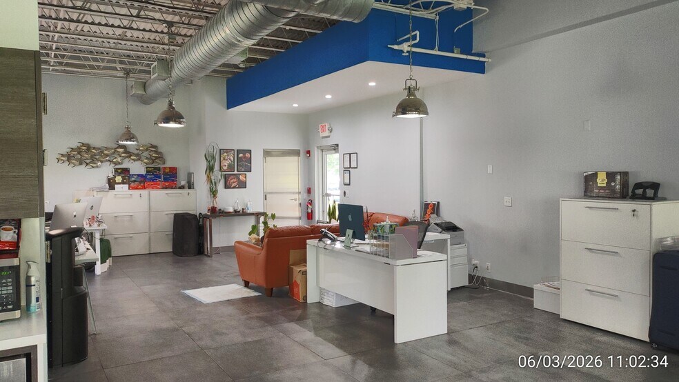 More Photos Of 2853 Executive Park Dr, Weston Medical For Lease