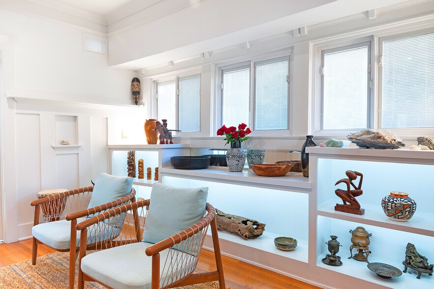 More Photos Of 1506 Crenshaw blvd, Los Angeles Office For Sale