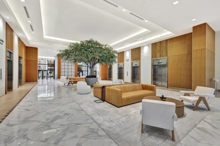 More Photos Of 110 E Broward Blvd, Fort Lauderdale Office Residential For Lease