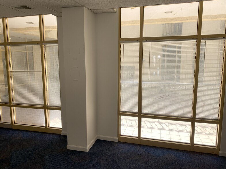 More Photos Of 723 S Charles St, Baltimore Office Residential For Sale