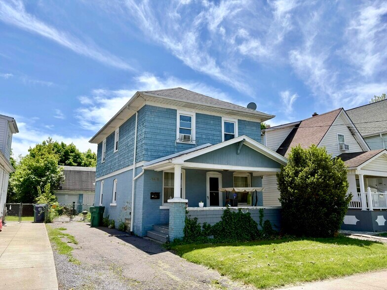 More Photos Of , Niagara Falls Multifamily For Sale