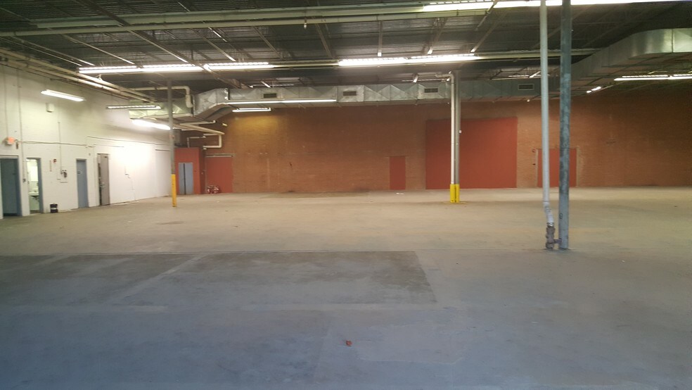 More Photos Of 140 LeGrand Ave, Northvale Manufacturing For Lease