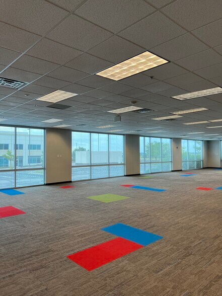 More Photos Of 10770 E Briarwood Ave, Centennial Unknown For Lease