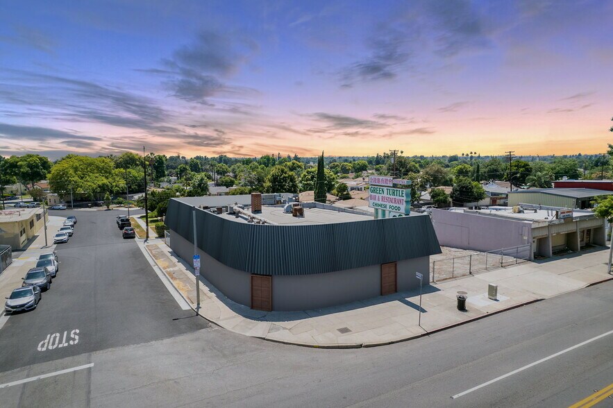 More Photos Of 11456-11464 Whittier Blvd, Whittier Restaurant For Sale