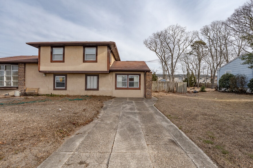 More Photos Of 98 New Rd, Somers Point Showroom For Sale