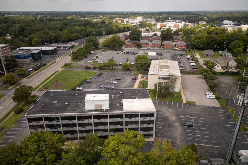 More Photos Of 333 Waller Ave, Lexington Medical For Sale