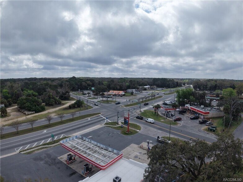 More Photos Of 8 Highway 19 N, Inglis Warehouse For Sale