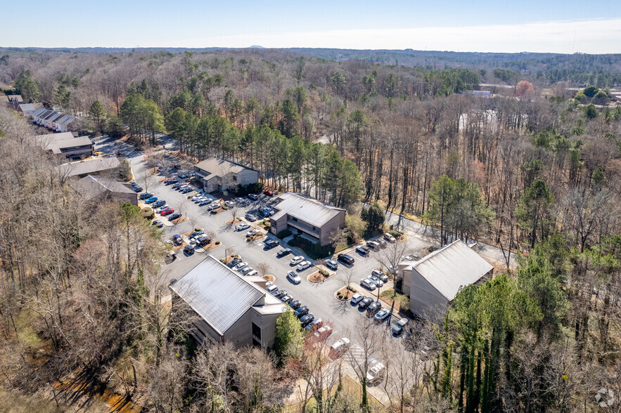 More Photos Of 3066 Mercer University Dr, Chamblee Office For Sale