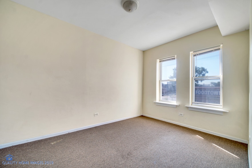 More Photos Of 932-944 E 79th St, Chicago Apartments For Sale