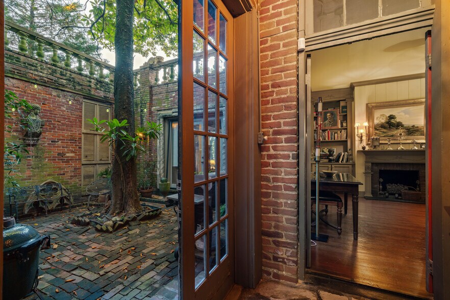 More Photos Of 671 Jefferson Ave, Memphis Loft Creative Space For Sale