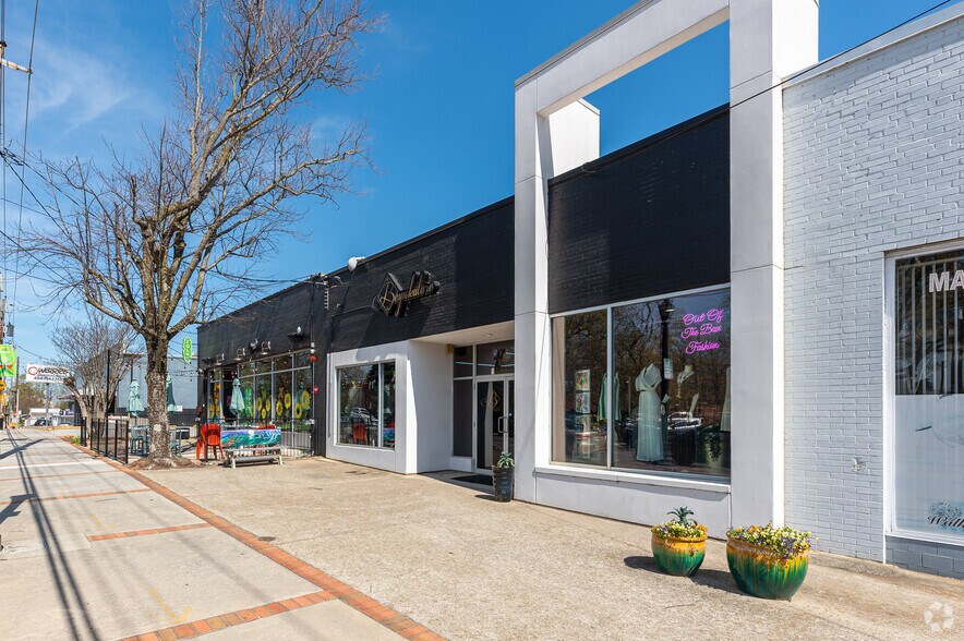 More Photos Of 631 N Central Ave, Hapeville Storefront For Sale
