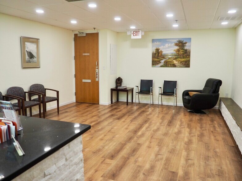 More Photos Of 233 E Shore Rd, Great Neck Medical For Sale
