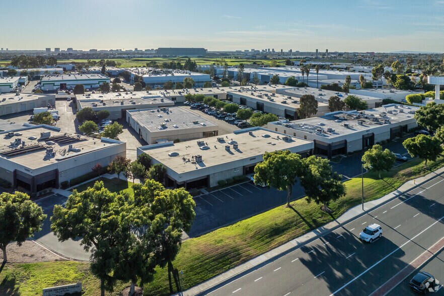 More Photos Of 2882 Walnut Ave, Tustin Light Manufacturing For Lease
