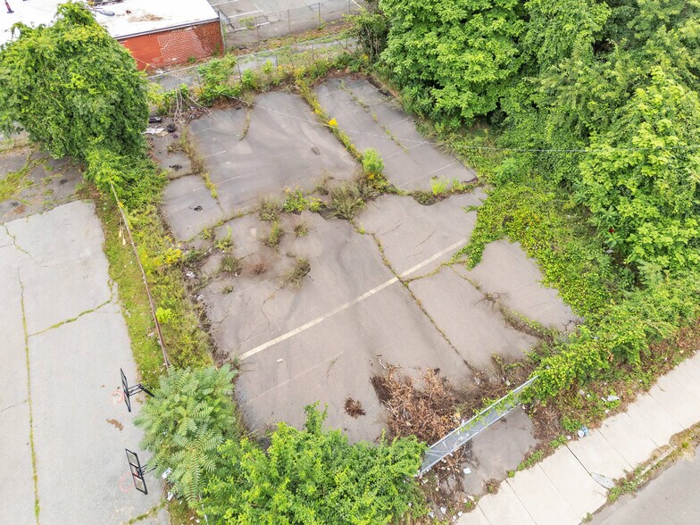 More Photos Of 12 Crescent St, Holyoke Industrial For Sale