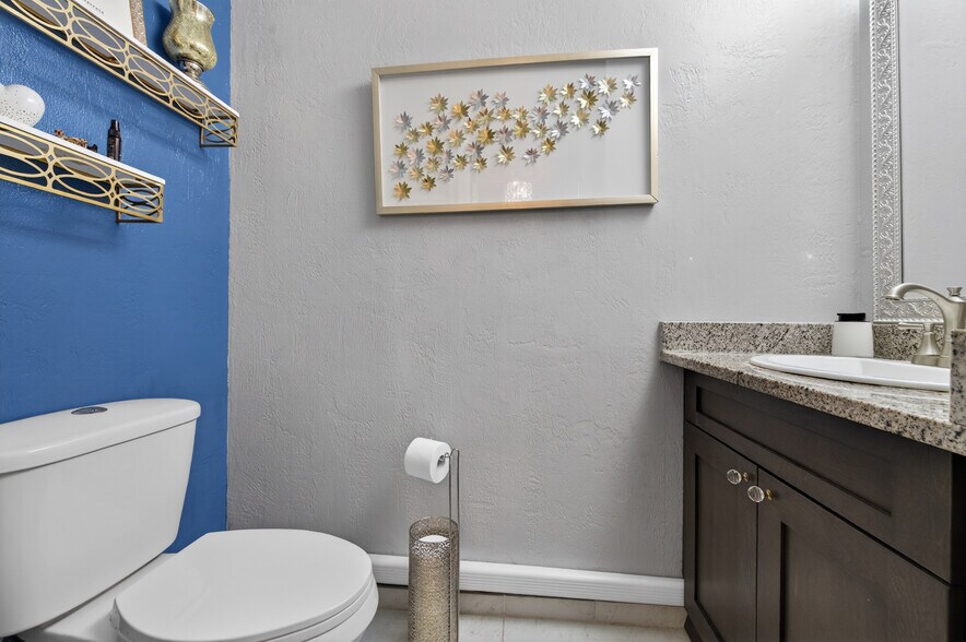 More Photos Of 555 W Granada Blvd, Ormond Beach Medical For Sale