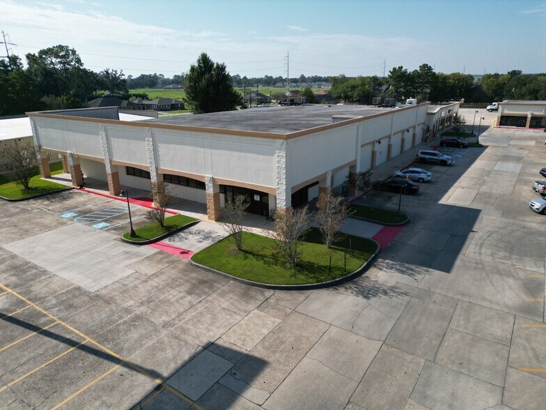 Primary Photo Of 1657 Saint Mary St, Thibodaux General Retail For Lease
