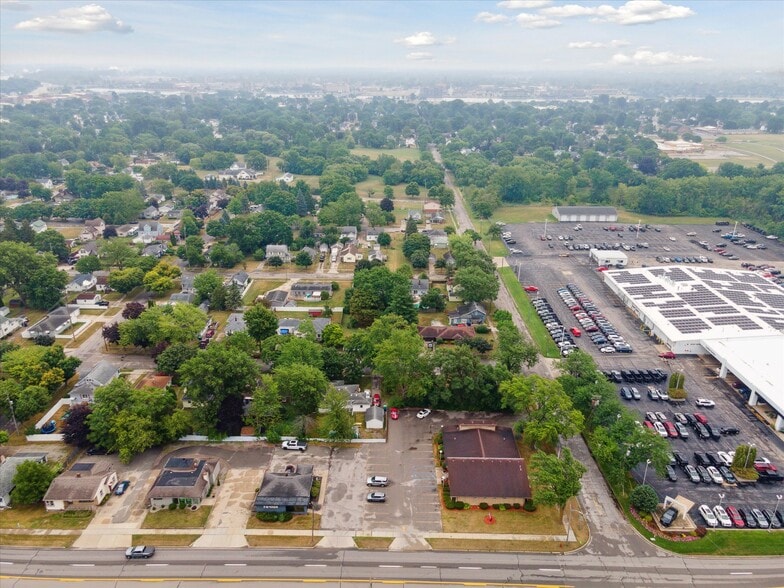 More Photos Of 615 S Euclid Ave, Bay City Medical For Sale