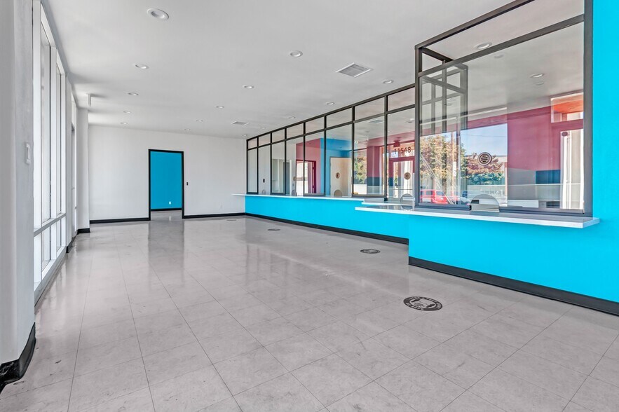 More Photos Of 11546-11552 Colima Rd, Whittier Unknown For Lease