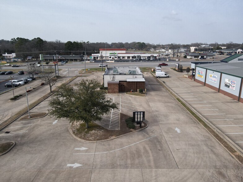 More Photos Of 720 W Southwest Loop 323, Tyler General Retail For Lease