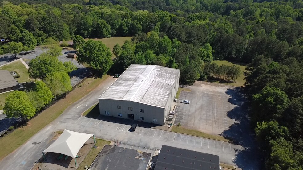 More Photos Of 1151 Flat Shoals Rd SE, Conyers Light Distribution For Lease