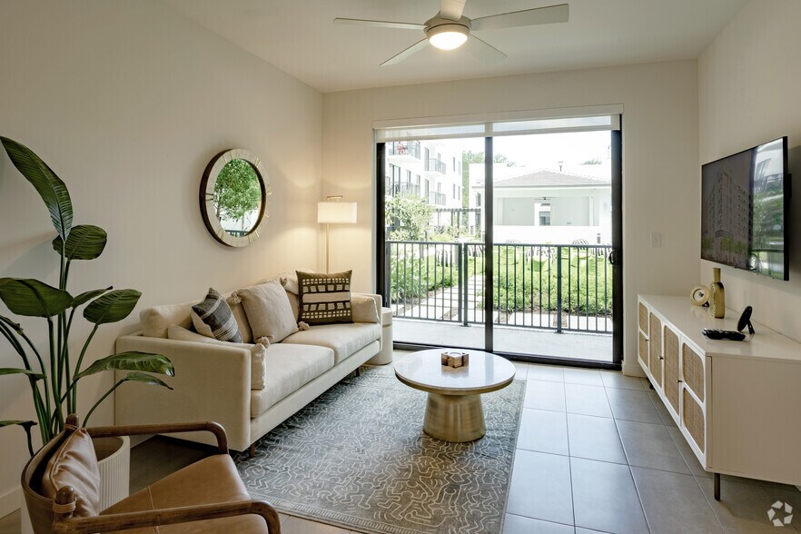 More Photos Of 609 2nd St, West Palm Beach Apartments For Lease