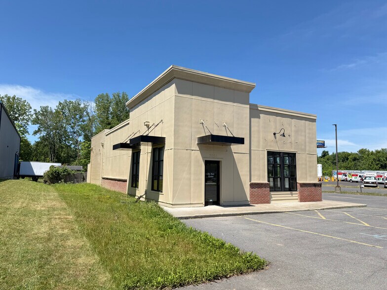 More Photos Of 7801 Brewerton Rd, Cicero Fast Food For Sale