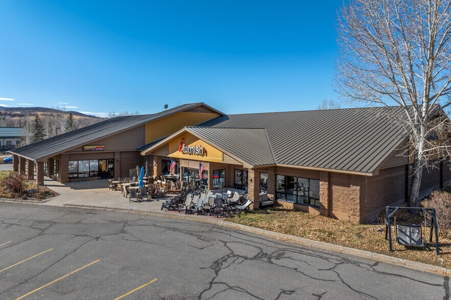More Photos Of 1855 Shield Dr, Steamboat Springs Showroom For Sale