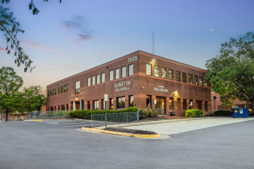 More Photos Of 7000 Newington Rd, Lorton Unknown For Lease