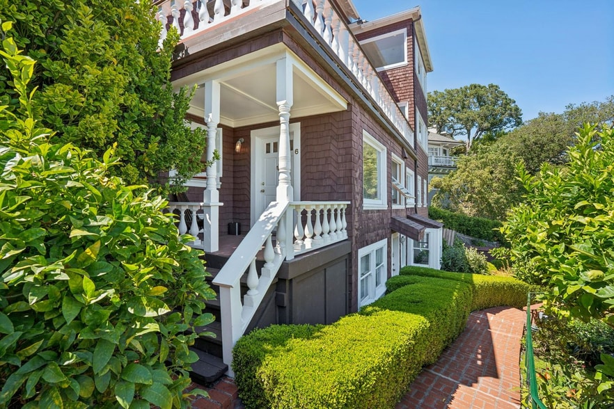 More Photos Of 47 Bulkley Ave, Sausalito Apartments For Sale