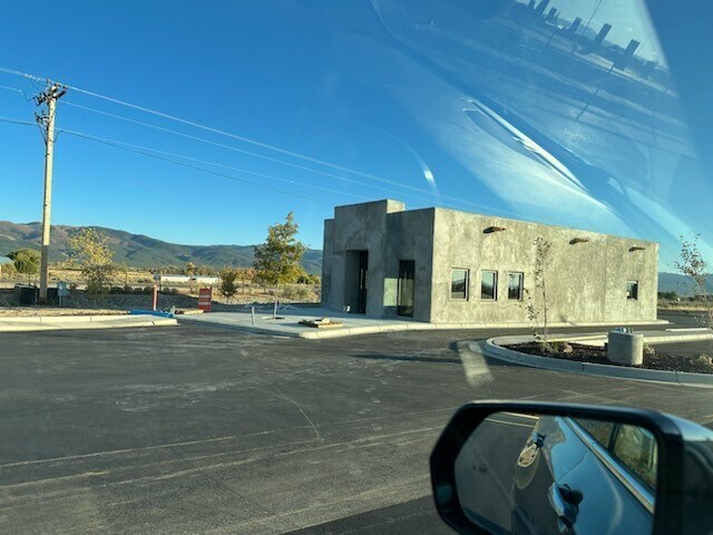 More Photos Of 36 NM-150, El Prado General Retail For Lease