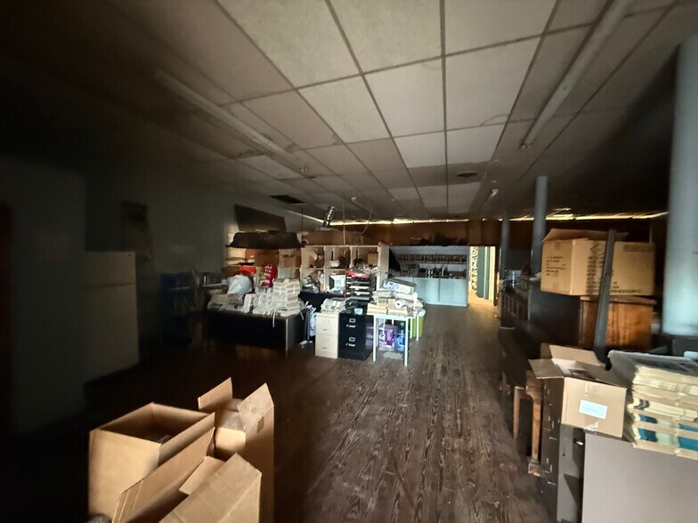 More Photos Of 112 Quitman St, Pittsburg General Retail For Sale