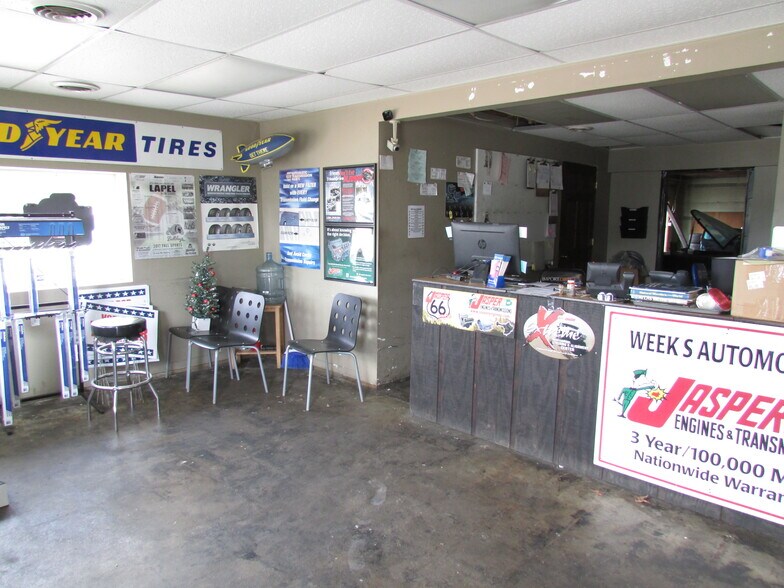 More Photos Of 5982 W State Road 32, Anderson Service Station For Sale