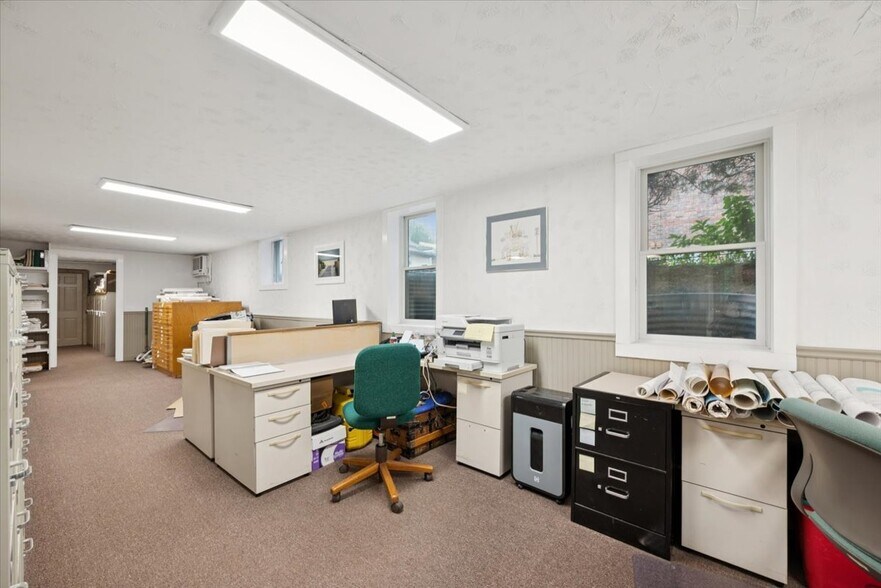 More Photos Of 192 Central Ave, Stirling Office For Sale