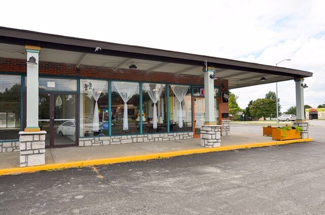 More Photos Of 4701 Blue Ridge Blvd, Kansas City Unknown For Lease