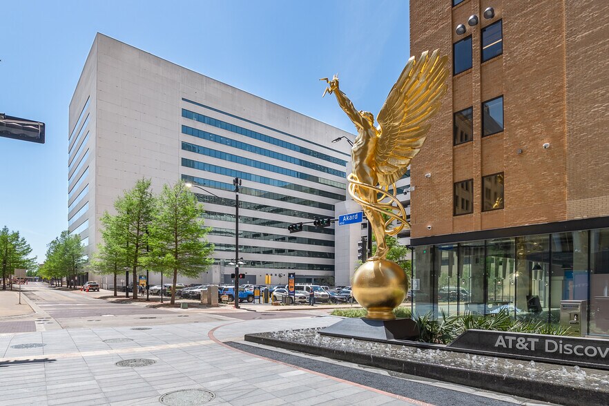 More Photos Of 1301 Young St, Dallas Office For Lease