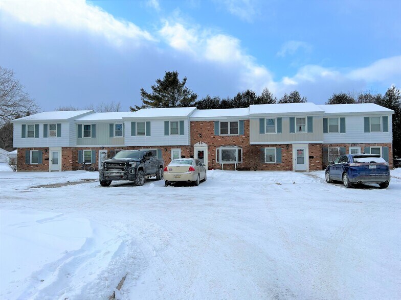 More Photos Of 726 S Huron St, Cheboygan Apartments For Sale