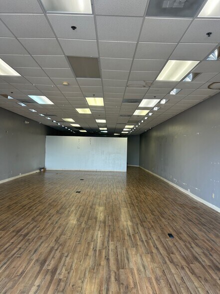 More Photos Of 910-944 S State St, Clarksdale Unknown For Lease