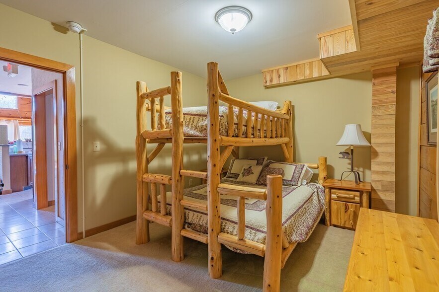 More Photos Of 235 Farmers Market Dr, Hillsville Restaurant For Sale