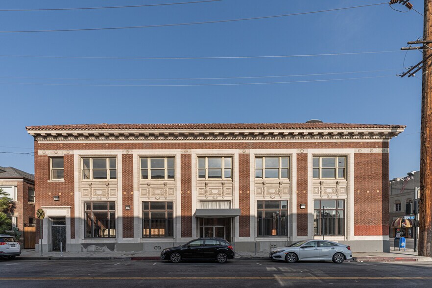 More Photos Of 5601 N Figueroa St, Los Angeles Loft Creative Space For Lease