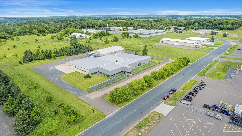 More Photos Of 803 Prospect Ave, Osceola Manufacturing For Sale