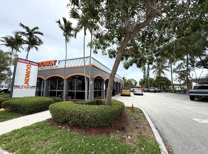 More Photos Of 1750 N Federal Hwy, Pompano Beach Office For Lease