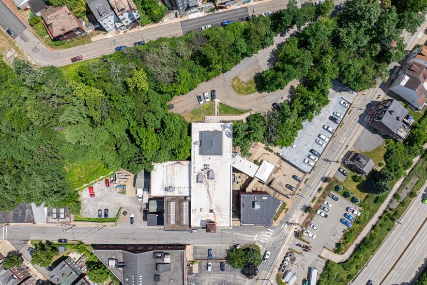 More Photos Of 800 Vinial St, Pittsburgh Office For Sale