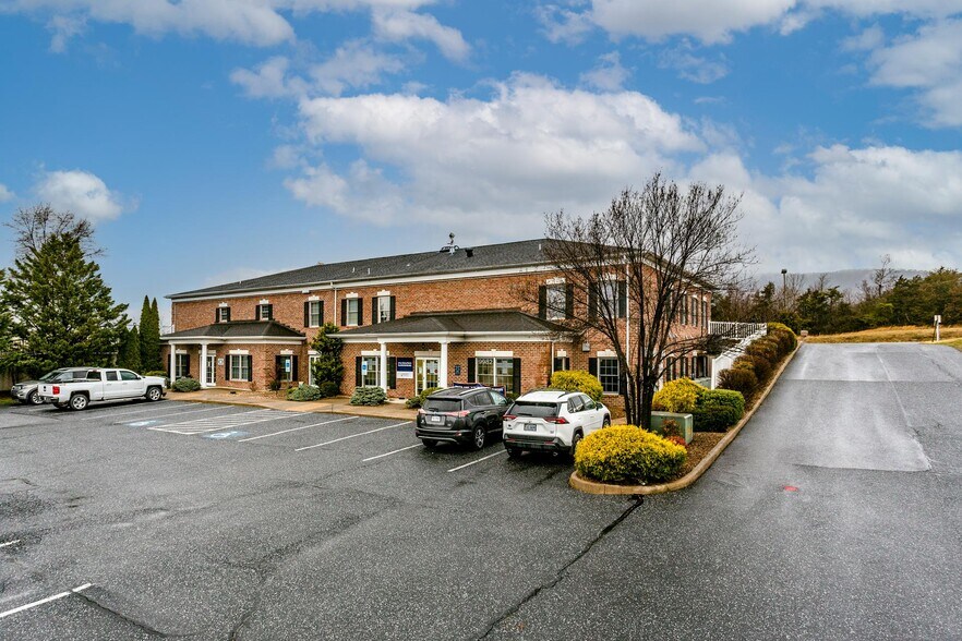 More Photos Of 9972 Spotswood Trl, Mcgaheysville Bank For Lease