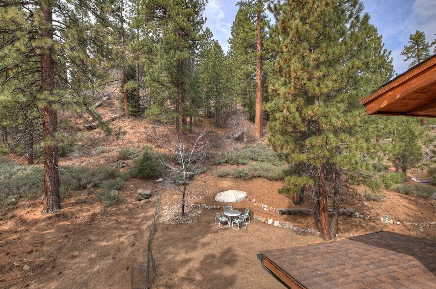 More Photos Of 39128 N Shore Dr, Fawnskin Specialty For Sale