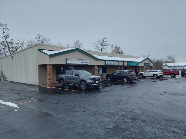 More Photos Of 1724 S Church St, Watertown Storefront Retail Office For Lease